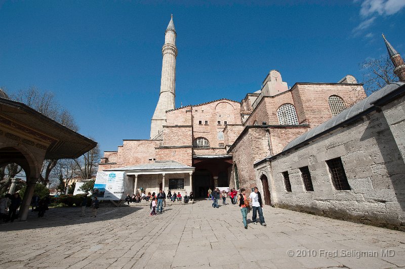 20100401_074902 D3.jpg - Haghia Sophia